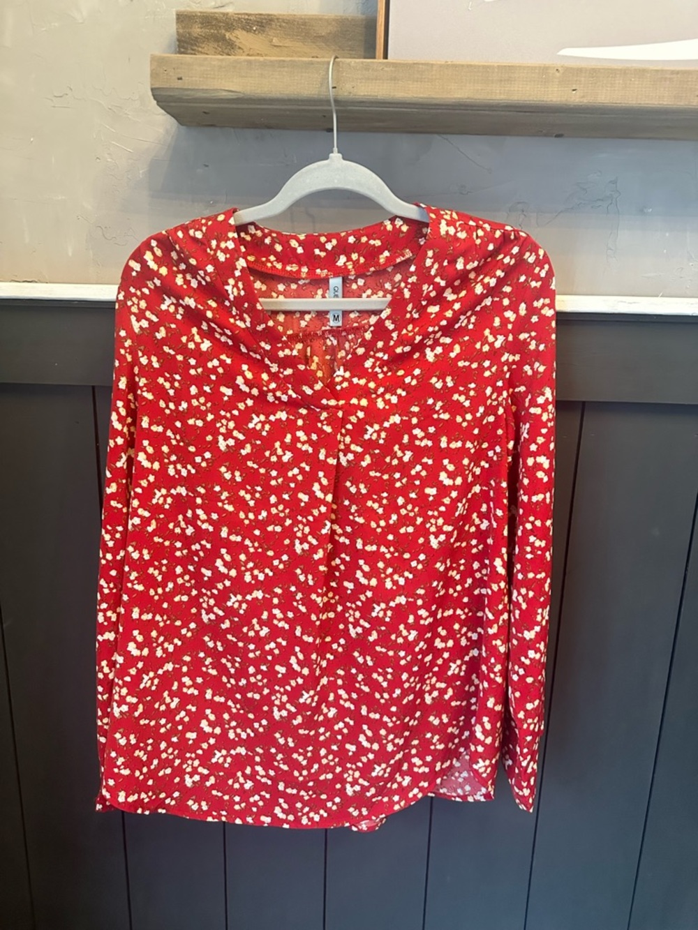 Quezhu Women’s Red Floral Lightweight V‎ Neck Long-Sleeve Top sz M